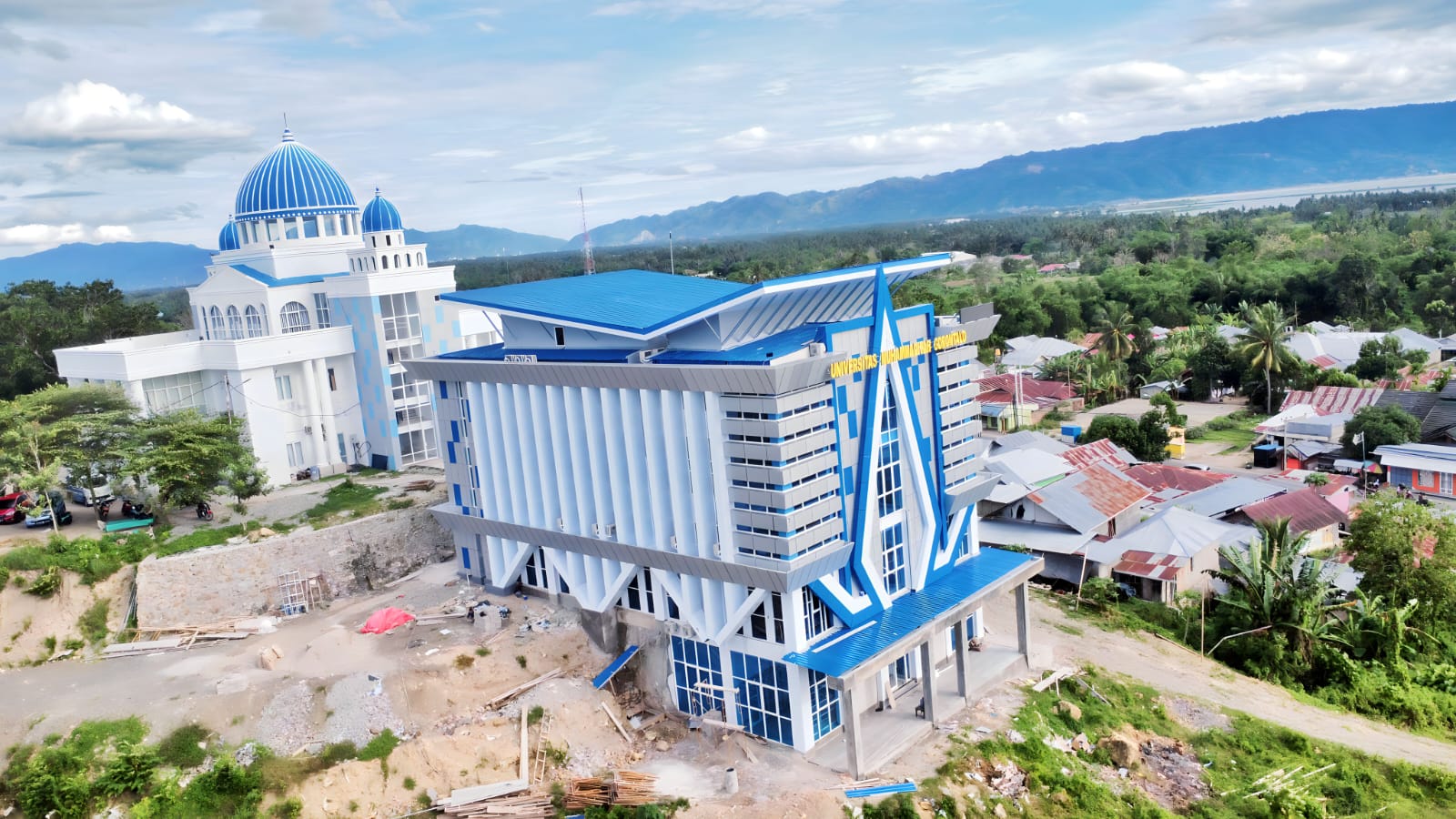 0E7251A7-E662-464D-A90C-B876E168C5FA