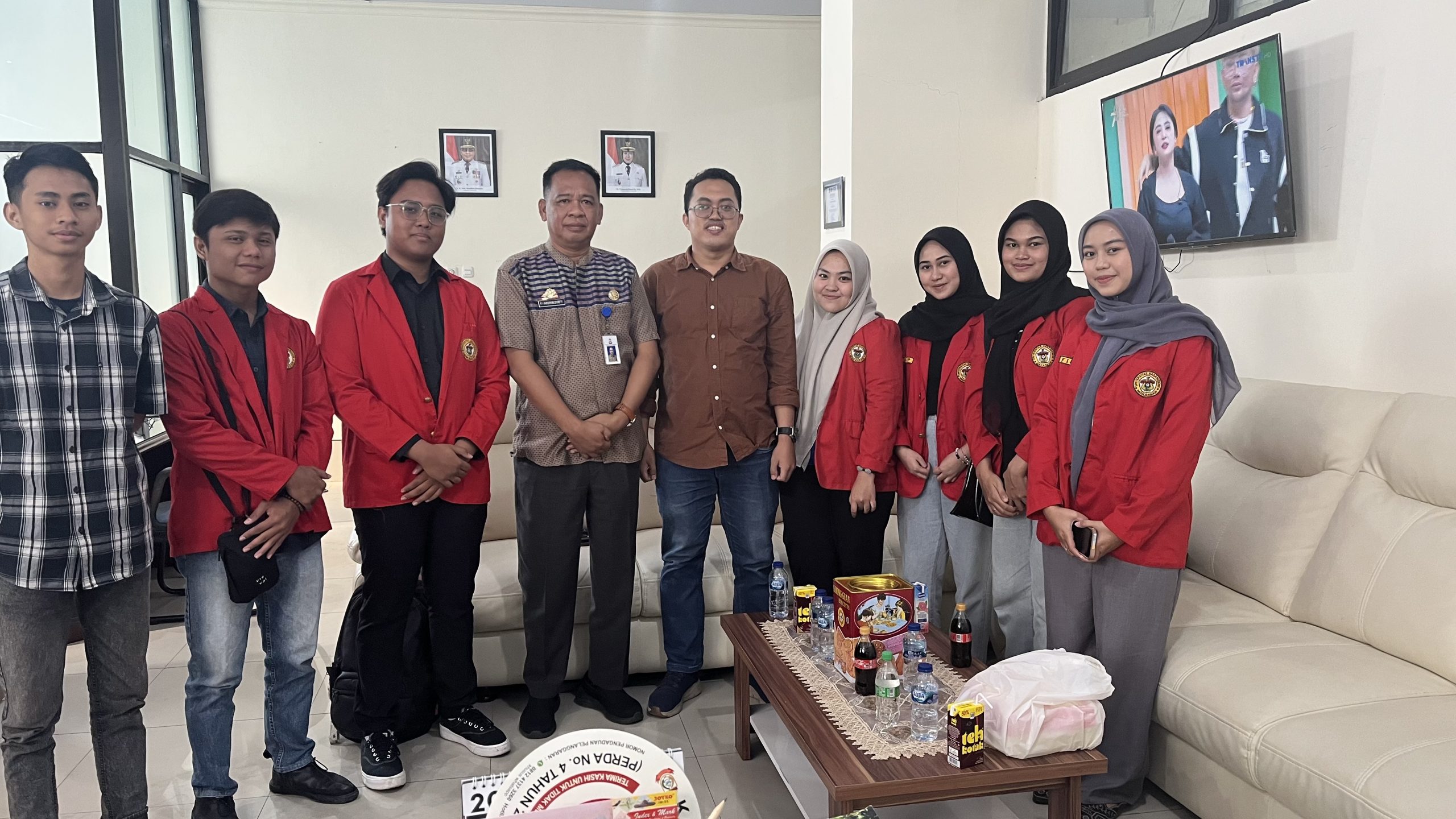 B946CFC3-2250-4EC4-90B0-1F2F0D7B18A3