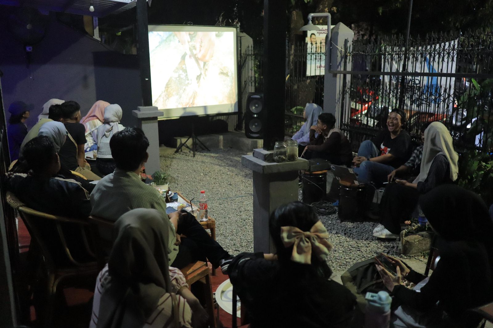 9DCC0C33-9CE5-444F-AF3E-574134655045