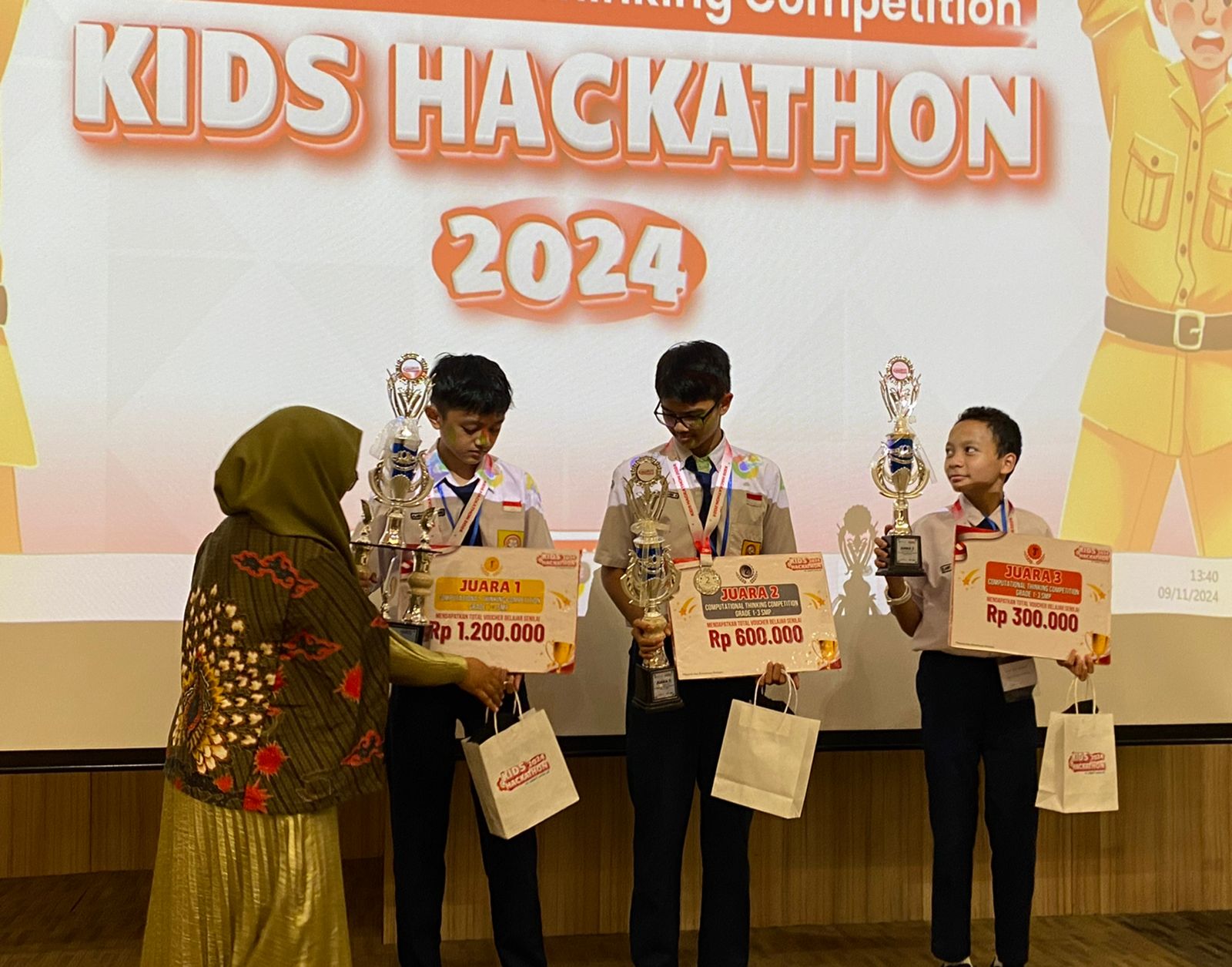 WhatsApp Image 2024-11-15 at 19.34.02