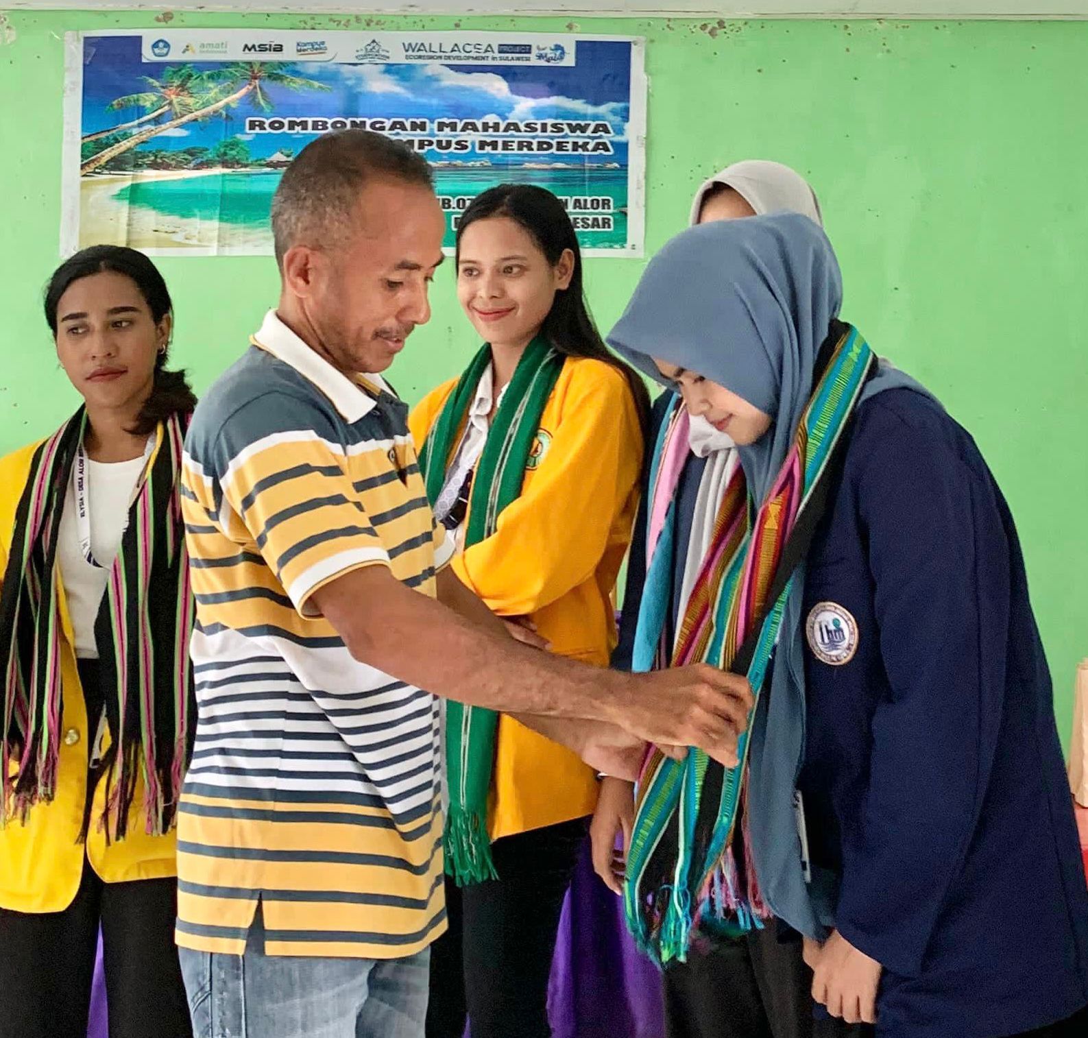 7F66280F-5CCA-4492-BCFA-31D6A82A85E3