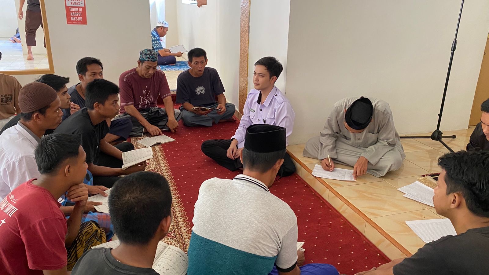 3fb3b220-7907-4d39-8518-35b3fb759e25