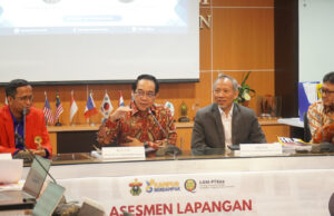 Re-Akreditasi Program Doktor Ilmu Farmasi Oleh LAM-PTKes, Rektor Unhas Tekankan Peran Strategis untuk Kawasan Timur