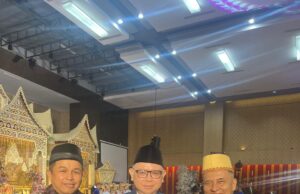 Penuh Nilai Adat dan Spiritualitas, H. Ferry Tass., Dt. Toembidjo Dampingi JamDatun Prof. Narendra Hadiri Baralek Putri Ikhwan Nul Hakim di Padang