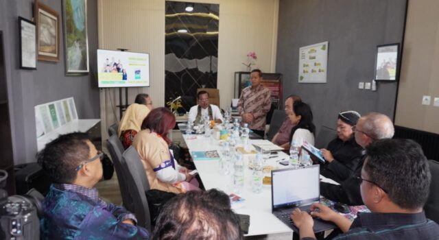 Teras Kebinekaan Bedah Buku Pendidikan Abdul Mu’ti, Pakar Soroti Risiko Pendidikan Jadi Proyek Birokrasi