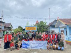 Kemasos FISIP Unhas Edukasi Pengelolaan Sampah dan Biopori di Pulau Salemo