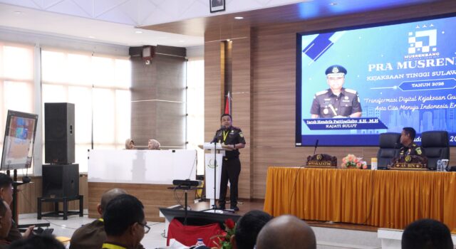 Dari Perencanaan menuju Transformasi: Pantun Inspiratif Wakajati Ferrytass Warnai Pra Musrenbang Kejati Sulut 2026