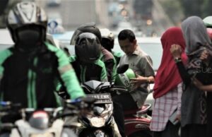 Ojek Online: Driver Versus Costumer
