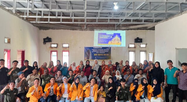 Mahasiswa FIKK UNM Awali Pengabdian di Jeneponto, Usung Inovasi Layanan Kesehatan Digital Desa