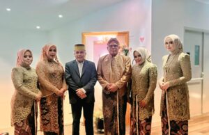 Menyatukan Dua Keluarga Besar: Wakajati Sulut Ferry Tass Dt. Toembidjo Jadi Saksi Nikah Andi Muwahhidin & dr. Regi Mustika