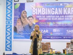 Sherly Annavita Motivasi Mahasiswa UIAD Sinjai Kuasai Keterampilan Masa Depan