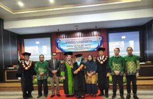 Agustini Raih Gelar Doktor Bidang Pendidikan di UNG, Lengkapi 50 Dosen Bergelar Doktor di UMGO