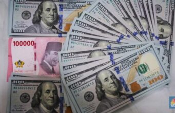 Dollar Naik dan Kepanikan Kita