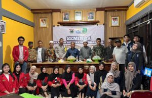 Mahasiswa PBL I FKM Unhas Bangun Kolaborasi dengan Warga Desa Teteaji untuk Pemetaan Masalah Kesehatan