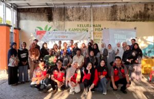 KKN-T 116 Unhas Usung Program Berbasis Kebutuhan Kampung Pisang di Parepare