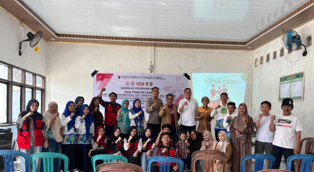 Mahasiswa KKN Unhas Usung Program Go Digital untuk Perkuat UMKM Kelurahan Rappang