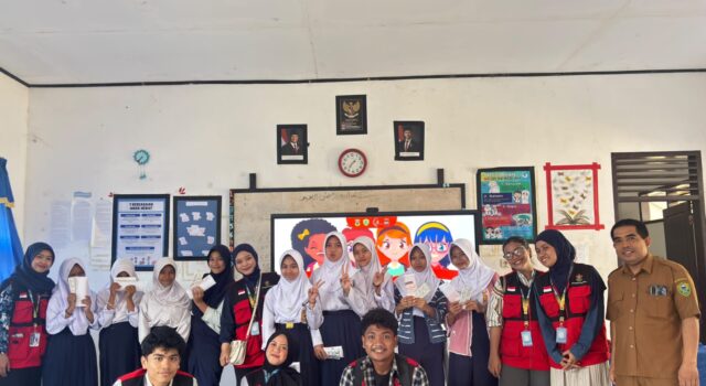 Mahasiswa KKN-PK 69 Unhas Edukasi Remaja Putri di Barru, Dorong Konsumsi Tablet Tambah Darah Cegah Anemia