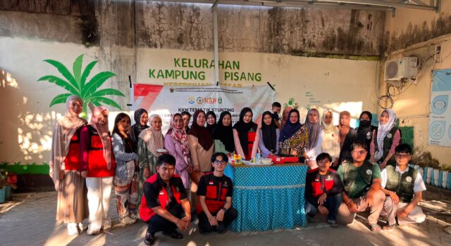 Mahasiswa KKN Unhas Latih Warga Olah Puding Tempe sebagai Alternatif Camilan Bergizi Cegah Stunting