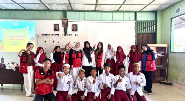 Mahasiswa KKN-PK Unhas Edukasi Gizi Seimbang bagi Siswa MIS DDI Tanete Lewat Program SIPINTAR