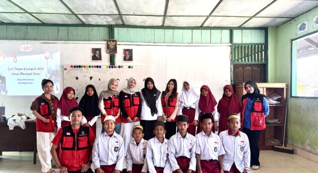 Mahasiswa KKN-PK Unhas Edukasi Pencegahan Diare Lewat Program CEMARA di MIS DDI Desa Tanete