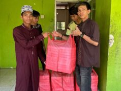 Wujud Kepedulian Sosial, IKASMIN-SS Salurkan 500 Paket Makanan pada Jum’at Berkah