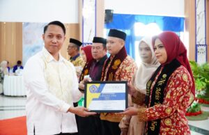 FIKES UMGO Lepas Lulusan Ners dan Bidan, Karier di Luar Negeri Jadi Peluang Baru