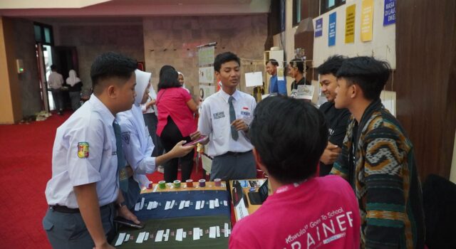 Kawula17 Goes to School Dorong Pelajar Makassar Jadi Penggerak Isu Lingkungan