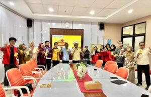 Tim PKM-K UNHAS Resmi Luncurkan LONERA, Inovasi Patch Penghilang Bau Sepatu Berbahan Alami