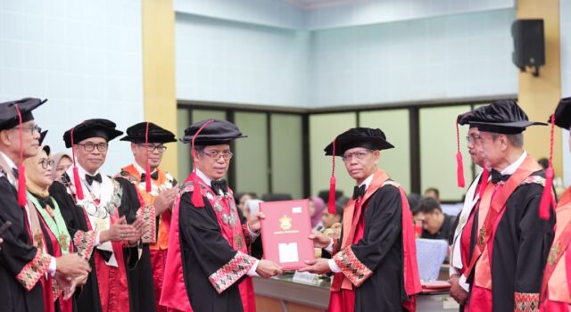Empat Profesor Unhas Tawarkan Gagasan Ilmiah untuk Diplomasi, Reformasi Birokrasi dan Pelestarian Bahasa Daerah