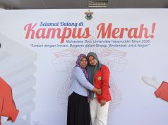 Maba Unhas Terima Jas Almamater Gratis, Rektor Sisipkan Pesan Penyemangat