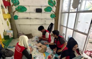 KKN-T Unhas Benahi TBM Macorawalie, Ciptakan Ruang Baca Ramah Anak