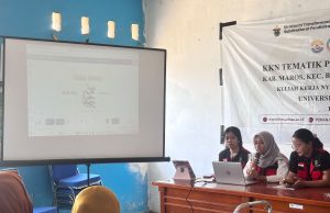 KKN Unhas Kenalkan Sistem Pengajuan Administrasi Online bagi Warga Minasa Upa