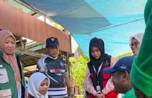 Mahasiswa KKN Unhas Edukasi Kelompok Tani Biraeng Olah Sampah Organik Jadi Pupuk