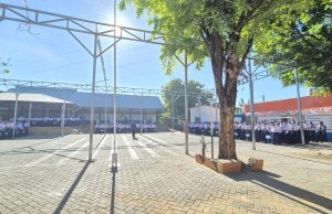 Semangat Merah Putih Membara, SMPN 9 Makassar Khidmat Peringati HUT ke-81 RI