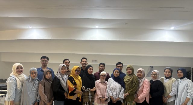 Pusat Krisis Psikologi Unhas, Growmates, dan Empathic.id Gelar Pelatihan Psychological First Aid