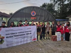 Muhammad Ruslin Pimpin Tim Unhas Salurkan Bantuan bagi Warga Terdampak Bencana Manggarai