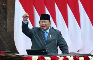 AKURASI DI PODIUM KENEGARAAN