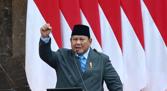 AKURASI DI PODIUM KENEGARAAN