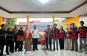 Mahasiswa KKN-T Unhas Gelar Seminar Hasil, Serahkan Produk ke Kelurahan Lembang