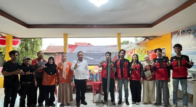 Mahasiswa KKN-T Unhas Gelar Seminar Hasil, Serahkan Produk ke Kelurahan Lembang