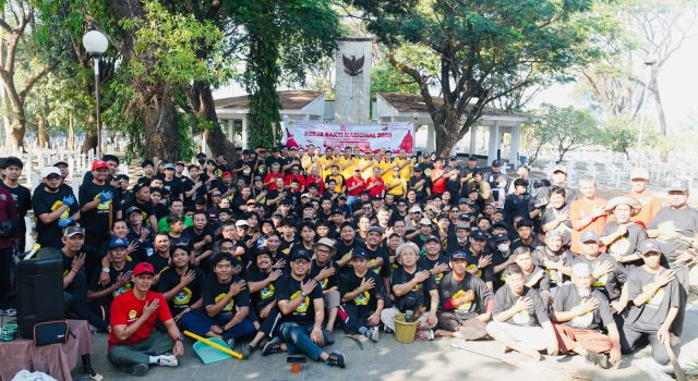 LDII Sulsel-SPN Batua Sambut HUT RI dengan Kerja Bakti dan Ziarah Pahlawan