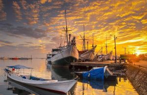Kembali ke Laut ; Sejarah Panjang Kejayaan Bahari Sulawesi Selatan