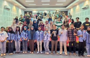 Gandeng BASAIbu Wiki Sulsel, Prisma FISIP Unhas Gelar Lokakarya Penulisan Opini Lingkungan