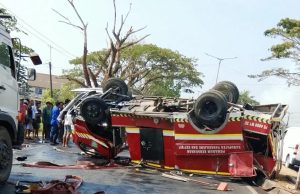 Mobil Damkar Pangkep Terguling Saat Menuju Lokasi Kebakaran, 3 Personel Gugur