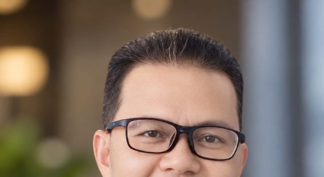 Politik dan Seni Menahan Diri