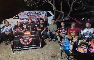 Penuh Haru dan Kebersamaan, Neutron Sultanbatara Rayakan Anniversary ke-8 di Pantai Akkarena Makassar