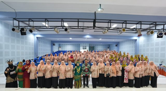 DWP Unhas Perkuat Peran Perempuan dalam Merawat Keberagaman Budaya