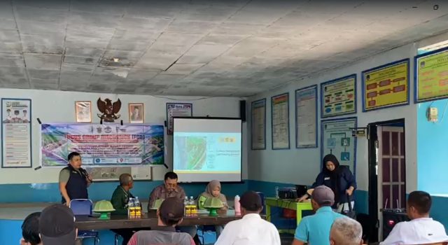 Tim Ekspedisi Patriot Unhas Kembangkan Pembibitan Mangrove dan Penguatan Kelembagaan di Desa Lamundre Kolaka